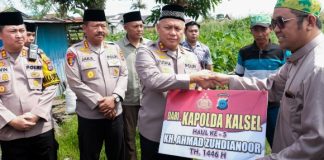 Kapolda Kalsel serahkan 1 ekor sapi jenis Limousine untuk kegiatan haul Guru Zuhdi Banjarmasin
