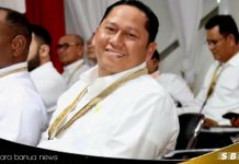 Bupati Batola Bahrul Ilmi simak setiap materi yang disampaikan narasumber, di Retret Magelang