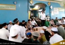 Masjid Nurul Huda Desa Anjir Muara, menjadi lokasi safari ramadhan perdana bupati Bahrul Ilmi