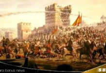 Jatuhnya konstantinopel ke tangan Turki Utsmaniyah, menandai berakhirnya Kekaisaran Bizantium