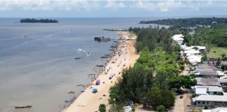 Libur nataru dan lebaran, Pantai Batakan Baru menjadi pilihan wisatawan lokal untuk berlibur
