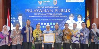 Pemkab Banjar terima penghargaan pelayanan publik prima dari KemenPAN-RB
