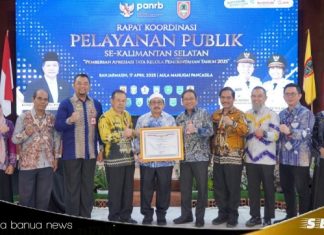 Pemkab Banjar terima penghargaan pelayanan publik prima dari KemenPAN-RB