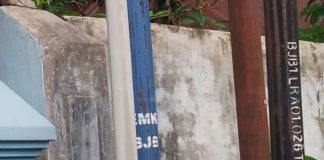 Diskominfo Banjarbaru akui pengadaan tiang jaringan belum rampung 100 persen 200 batang masih tersimpan, kondisinya ada yang ‘berkarat’