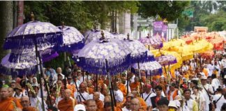 Kirab Waisak 2569 BE : Perayaan damai dan pariwisata Magelang berkembang