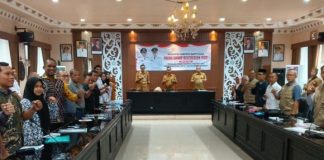 Kolaborasi perkuat ekonomi dan pangan Barito Kuala : Kesbangpol gelar FGD sawit