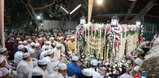 Ribuan jemaah padati haul ke-37 Guru Bangil dan haul ke-4 KH Kasyful Anwar di Bangil