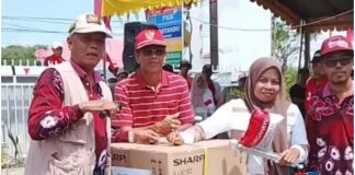 Warga Anjir Muara Lama semarakkan HUT ke-80 RI dengan jalan sehat dan doorprize