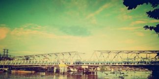 Jembatan Dewi Banjarmasin: saksi bisu sejarah dan pusat kuliner ‘kota tua’