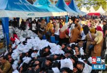 Pasar murah Banjarmasin, ribuan paket sembako diserbu warga