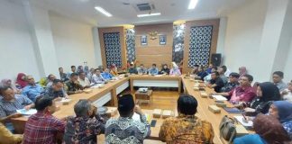 Titik terang sengketa sawit di Barito Kuala, mediasi DPRD membuka jalan damai