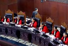 Putusan MK: Masyarakat adat boleh berkebun di hutan tanpa izin komersial