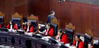 Putusan MK: Masyarakat adat boleh berkebun di hutan tanpa izin komersial
