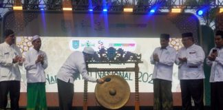 Semangat santri berkobar di Peringatan Hari Santri Nasional Kabupaten Banjar 2025