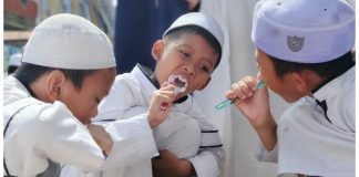 PDGI Cabang Banjar-Banjarbaru gelar sikat gigi massal dan penyuluhan di Madrasah Martapura