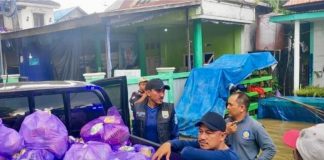 Pemerintah Kabupaten Banjar salurkan bantuan logistik bagi korban banjir di Pesayangan