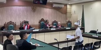 Jumianto akui kesalahan dalam kasus korupsi bokar Tabalong, dua terdakwa lain minta tunda pembelaan