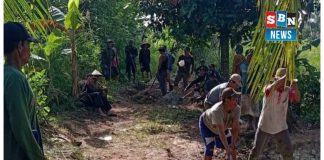 Usulan tak kunjung terealisasi, warga gelar gotong royong perbaiki jalan yang rusak parah