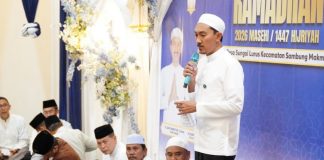 Safari Ramadhan Bupati Banjar, serahkan bantuan keuangan dan Al-Qur’an