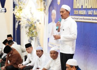Safari Ramadhan Bupati Banjar, serahkan bantuan keuangan dan Al-Qur’an