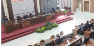Rapat Paripurna DPRD Banjar: Dua raperda disetujui lanjut ke tahap berikutnya