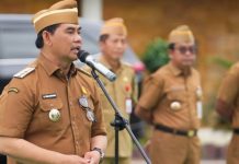 Pimpin apel pagi, Bupati Shalahuddin ingatkan pentingnya profesionalisme ASN