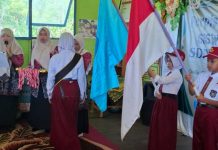 Anggota DPRD Batola hadiri perpisahan siswa SD dan tinjau
