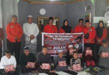 Peringati Bulan Bung Karno, DPC PDI Perjuangan Batola santuni anak yatim Panti Asuhan Harapan Kita
