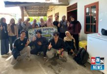 Mahasiswa KKN ULM produksi 20 ember tumpuk, edukasi pengelolaan sampah rumah tangga