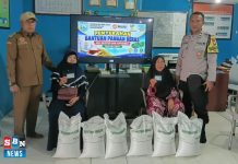 Handil Bujur salurkan beras ketahanan pangan, 157 keluarga terbantu