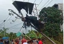 Cuaca Ekstrem di Pingaran: Tiang listrik dan pohon roboh
