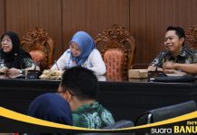 Bantu penanganan karhutla, DPRD Barito Kuala salurkan sembako dan bantuan tunai