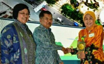 Batola Kembali Raih Adipura 2018