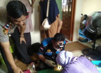 70 anak ikut sunatan massal di Polsek Berangas, yang terbanyak dari Desa Berangas Barat