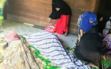 Akibat sengatan listrik, Akhmad Rosydi dan anaknya meninggal saat memperbaiki kipas angin yang terendam banjir