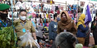 Harga sejumlah bahan pokok di pasar tradisional Martapura, masih stabil dan stoknya masih mencukupi