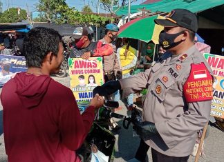Forkopimcam Anjir Muara bersama tim relawan Kampung Tangguh, sosialisasikan adaptasi kebiasaan baru
