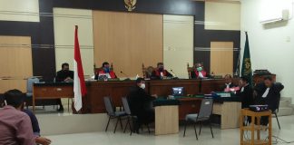 Majelis hakim tunda putusan terhadap terdakwa Said Akhmad Zais Assegaf dan terdakwa Jayadi