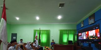 Bupati Batola Hj.Noormiliyani raih anugerah Dwija Praja Nugraha
