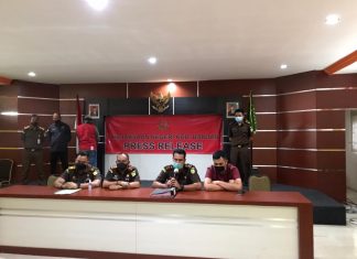 Setelah Berbulan-bulan Jadi DPO. Kades Sungai Sipai di Tangkap.