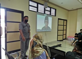 Mantan sekda Tanah Bumbu jalani sidang perdana dalam perkara dugaan korupsi pengadaan kursi
