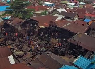 Api berkobar di Gang Sadar dan Sejiran, belasan rumah hangus dalam musibah ini