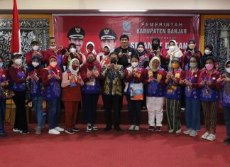 Setda Banjar HM Hilman sambut kedatangan delegasi W20 di kota Martapura