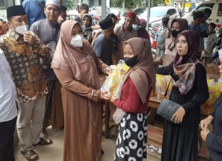 Selain bersilaturahmi ke ulama, kedatangan OKK DPP Gerindra juga bagikan minyak goreng gratis