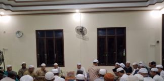 Rapat persiapan haul KH Kasyful Anwar, dilaksanakan di rumah Guru Munawir Gozali