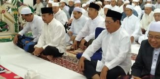 Gubernur Kalsel dan Bupati Banjar sholat Idul Adha di Masjid Al Karomah Martapura