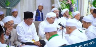 Gubernur Kalsel dan sejumlah bupati dan walikota hadiri haul Datu Kelampaian ke 217 di Desa Dalam Pagar