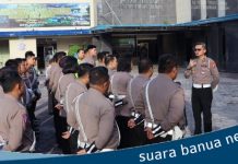 Kasubdit Regident Ditlantas Polda Kalteng beri arahan tentang peningkatan pelayanan lalu lintas