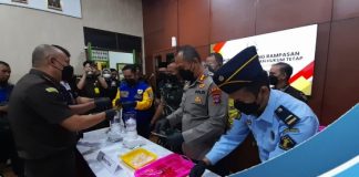 Kejaksaan Negeri Batola musnahkan barang bukti dari 70 perkara tindak pidana
