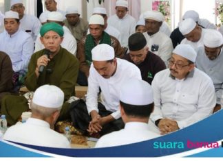 Bupati dan wakil bupati Banjar hadiri acara haul Syekh Abdul Hamid Abulung di Desa Sungai Batang